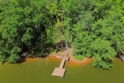 Image de The High Rock Hideout is a 3-bedroom home on High Rock Lake