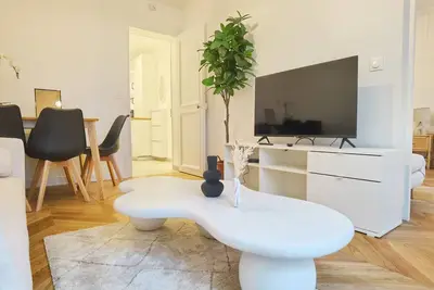 Image de Modern Comfort Ins style in the 15th | 2br for 4