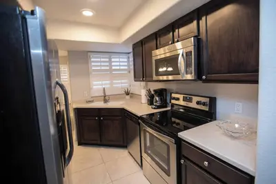 Image de 1st Floor 3 Bedroom Condo at Ventana Canyon 85750