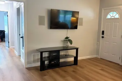 Image de Lovely Home in North Austin