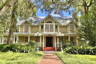 Image de Victorian #7 Cottage at Steinhatchee Landing Resort