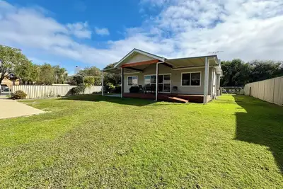 Image de Driftwood Cottage – Beachside Busselton Retreat