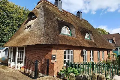 Image de Vacation home under thatch
