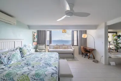 Image de Endless Summer, Stunning 1 Bedroom Condo With Ocean Views