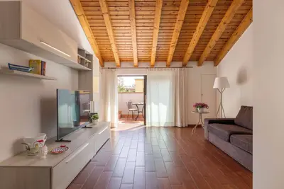 Image de Savoia 173 Apartment in the center with reserved parking, a few kilometers from the sea.