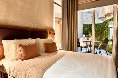 Image de Exclusive Maisonette Retreat off the Seafront