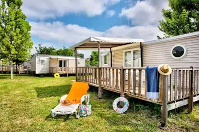 Image de Camping 4 étoiles - Piscine  - ccbbgeh