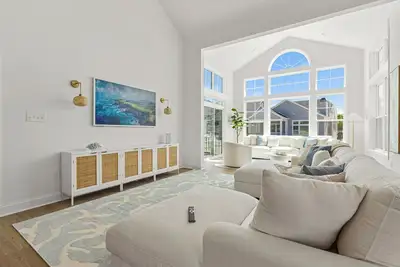 Image de Elegant 5bd Escape in Secure Community