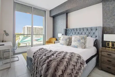 Image de Modern Luxury Condo in Quadro – Walk to Wynwood & Design District
