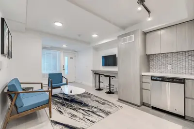 Image de Pet Friendly -Brand New- Furnished 2 Bedroom @1433 Haro