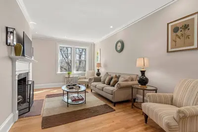Image de River Views Harvard Square 2br with Cozy Fireplace