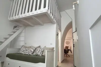 Image de Cozy apartment in the historic center overlooking the main square.