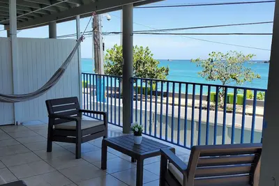 Image de Ocean Dreams Apt # 1, \n3 bedroom apartment with Ac in charming Vega Baja