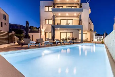 Image de Maison luxueuse à Vodice avec sauna