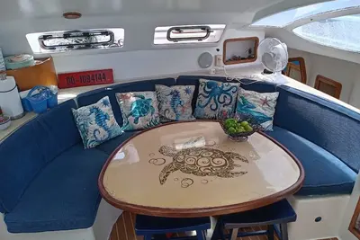 Image de 4 bedroom SailCatamaran  in Marathon. vacation on the move.