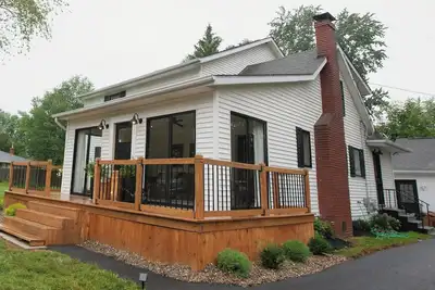 Image de Newly renovated retreat near lake access and Vincent Williams Winery