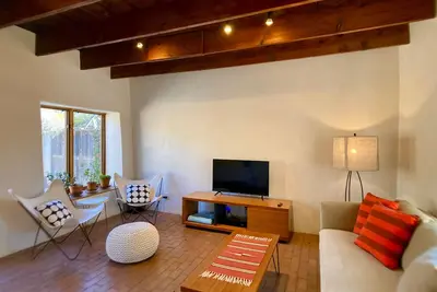 Image de Casa Terrone: Walk Along the Acequia