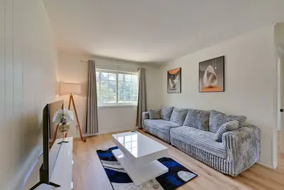 Image de Walk to Sfa – Quiet, Remodeled 2br w/ Fast Wi-Fi, Parking & Full Kitchen | Ideal for Families & Nurses