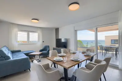 Image de Appartement de trois chambres prés de la plage Privlaka, Zadar (A-24834-g)