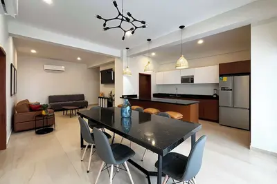 Image de Makeva, Oceanview & Rooftop Near Malecón