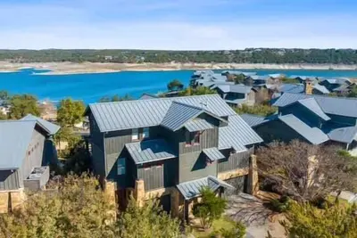 Image de Lake Travis Views | 5br | Bbq | Pickleball