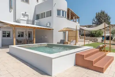 Image de Appartement « Avec Piscine Privée n°3 » avec Jardin Privé, Wi-Fi et Climatisation