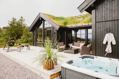 Image de Cabane avec jacuzzi sur Lifjell