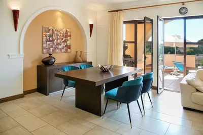 Image de 2 Bedroom Apartment - Ahe01