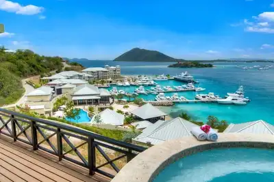 Image de Unexpected Luxury & Adventure at a Secluded Villa Near Sail Charters