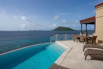 Image de Resort-Style Bvi Oasis with Award-Winning Spa & Nearby Reef Snorkeling