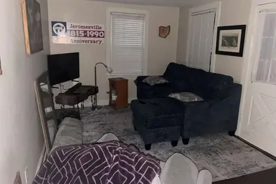 Image de Downtown Mansfield house close to Mansfield Historic Reformatory