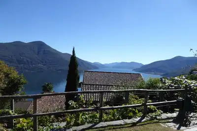 Image de Appartement de vacances Brissago pour 1 - 4 personnes avec 2 chambres à coucher - Maison jumelée