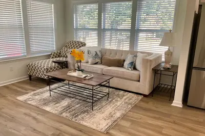 Image de The Dreamy Dickson Retreat!