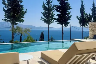 Image de Brand New Luxury Villa with Infinity Pool & Stunning Sea View