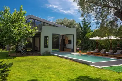 Image de Peaceful Cosy Modern villa w/t private pool, close to town & beach
