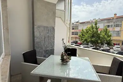 Image de Stay at May's! Modern & Cozy Apartment