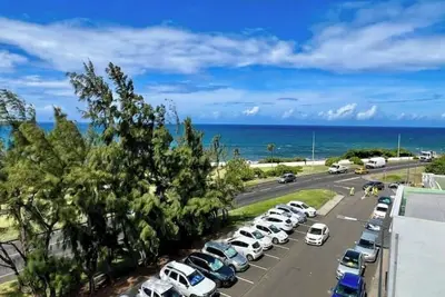 Image de Awesome Seaside Retreat in the Heart of Saint-Denis