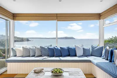 Image de 3 bed with garden, parking & stunning ocean views