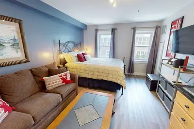 Image de New! Seneca 311 - Brigham Junior Studio Condo