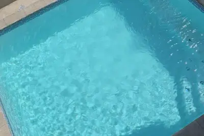 Image de 4-bedroom house in amazing Escuintla with Ac and pool\nShort drive to Antigua