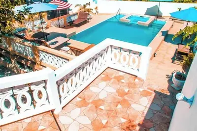 Image de A Rooftop View, Comfort & Event-Ready Spaces - #03 &04