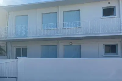 Image de Appartement de vacances lumineux 2  grandes Terrasses  200 mètres de la plage