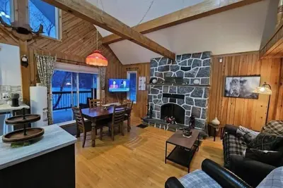 Image de . Chalet de la Baie - du-Cerf