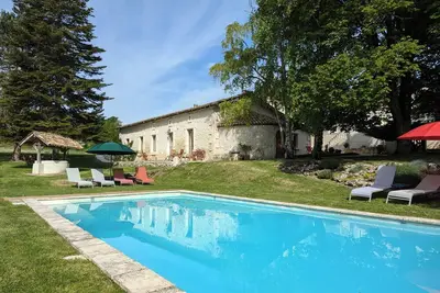 Image de Le Ptit Manoir des Miroirs, Gîte de charme 4 étoiles, piscine privative chauffée