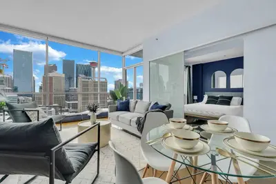 Image de the Yyc Lookout Tower & City Vibes 2br w Parking