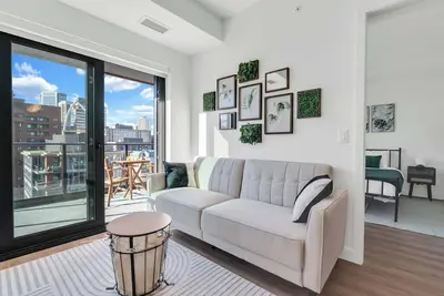 Image de Sky Jungle Oasis Calgary City Views Parking & Gym