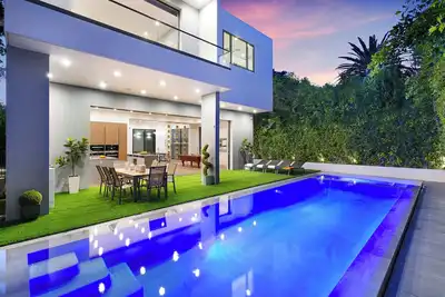 Image de Villa Waldorf by LuxJB 🏆 Family-Friendly 🏆 Hotel Level Service🏆 Heated Pool