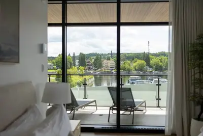 Image de La Capitainerie - Marina - 304 - Bord de l'eau