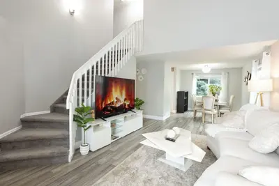 Image de 10 min walk Quincy Reservoir Cherry Creek Willow Creek Park Trail Pet Friendly