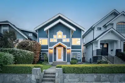Image de Luxury 3br Family Home in Central Vancouver